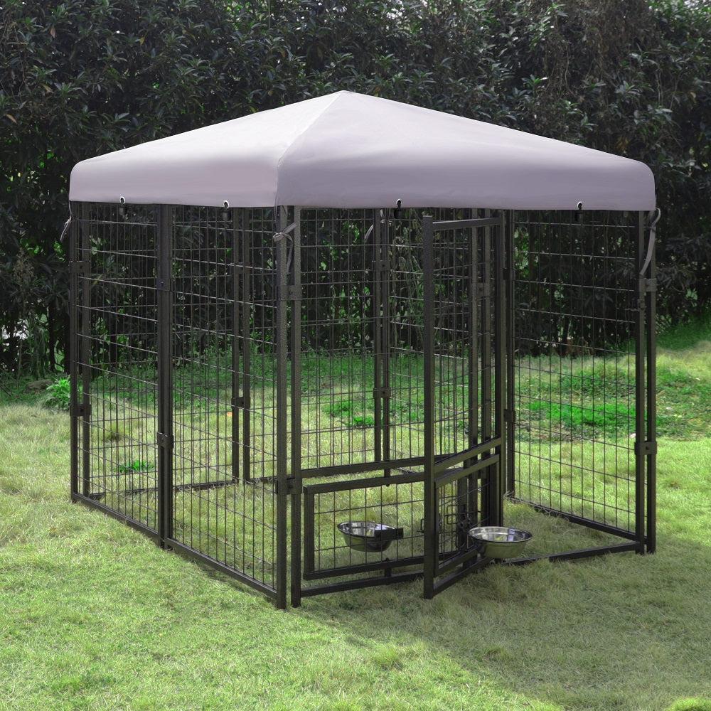 4.5 x 4.5 dog kennel outdoor with roof